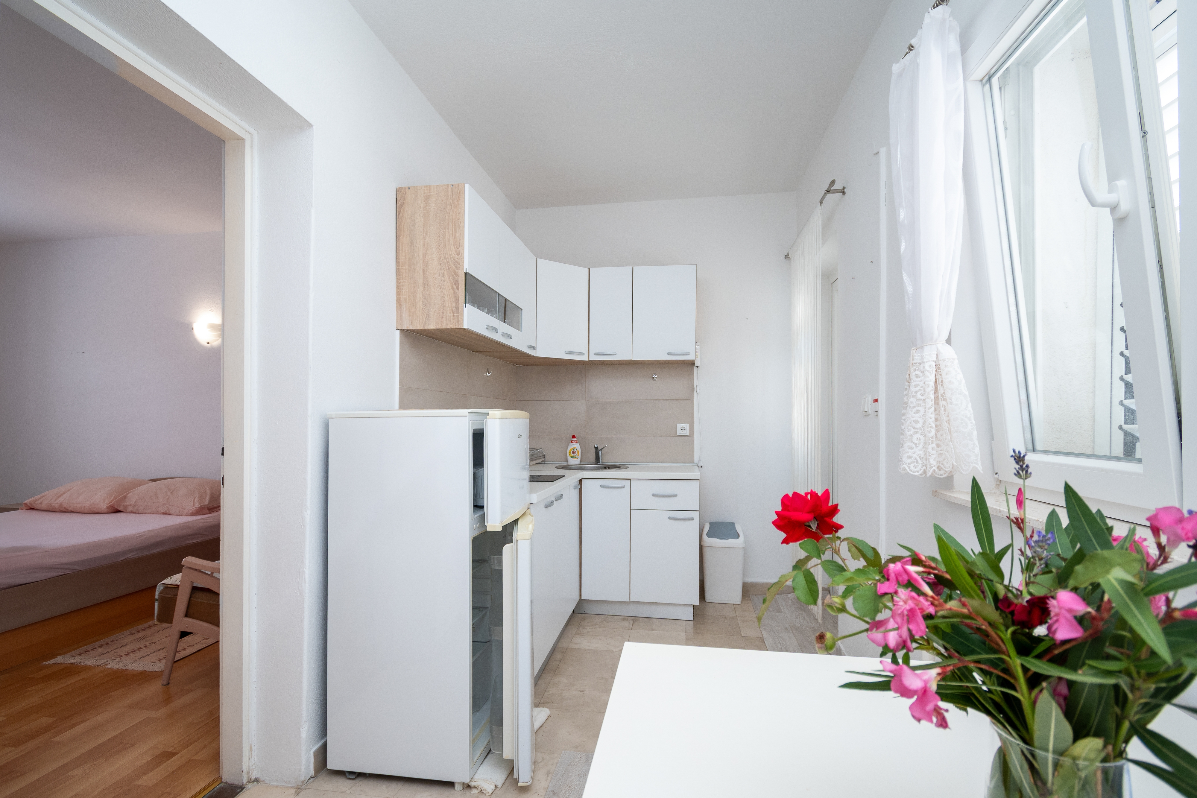 Studio flat near beach Stara Novalja, Pag (AS-9725-a)