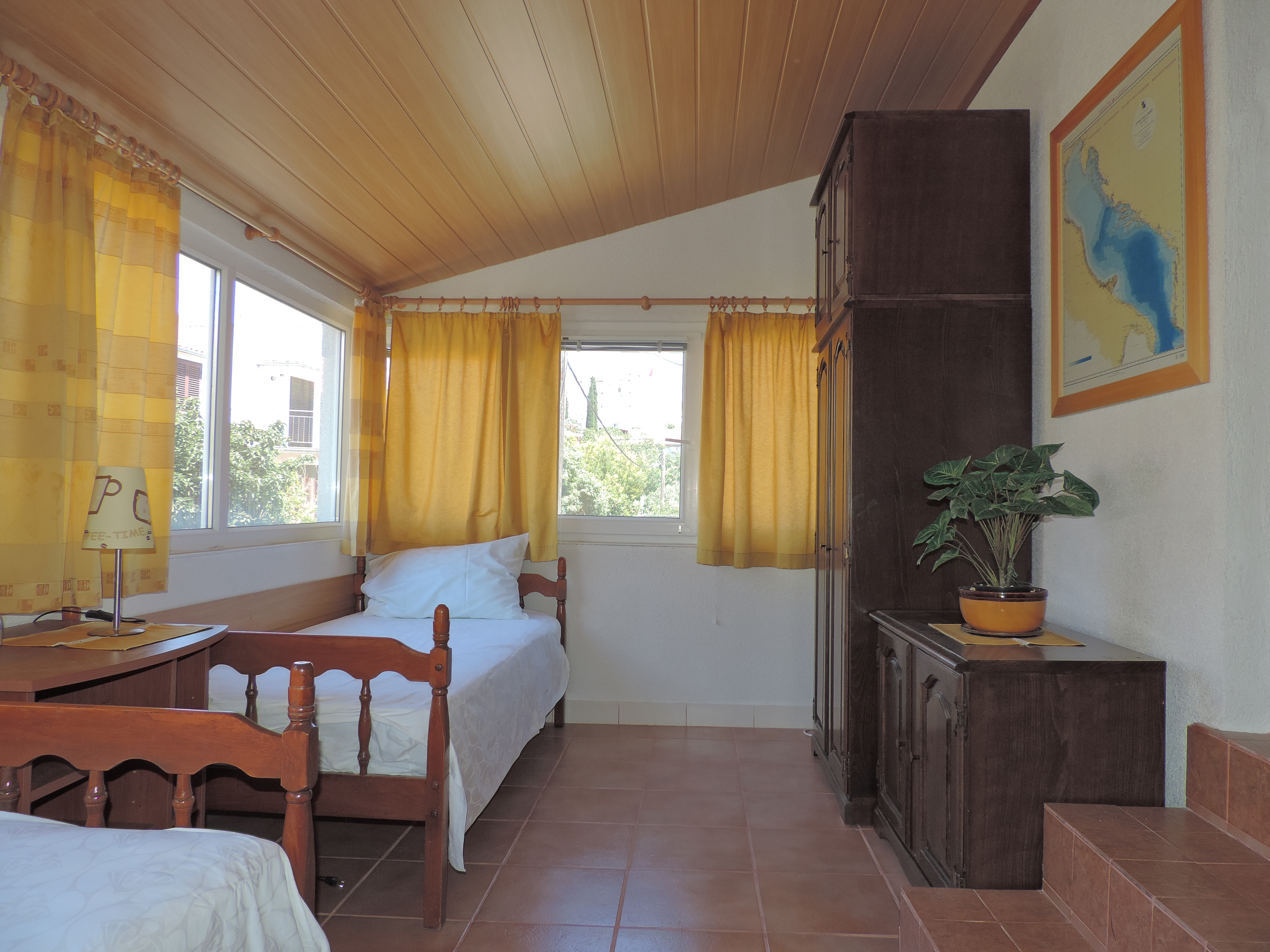 Two bedroom apartment with terrace and sea view Seget Vranjica, Trogir  A-a