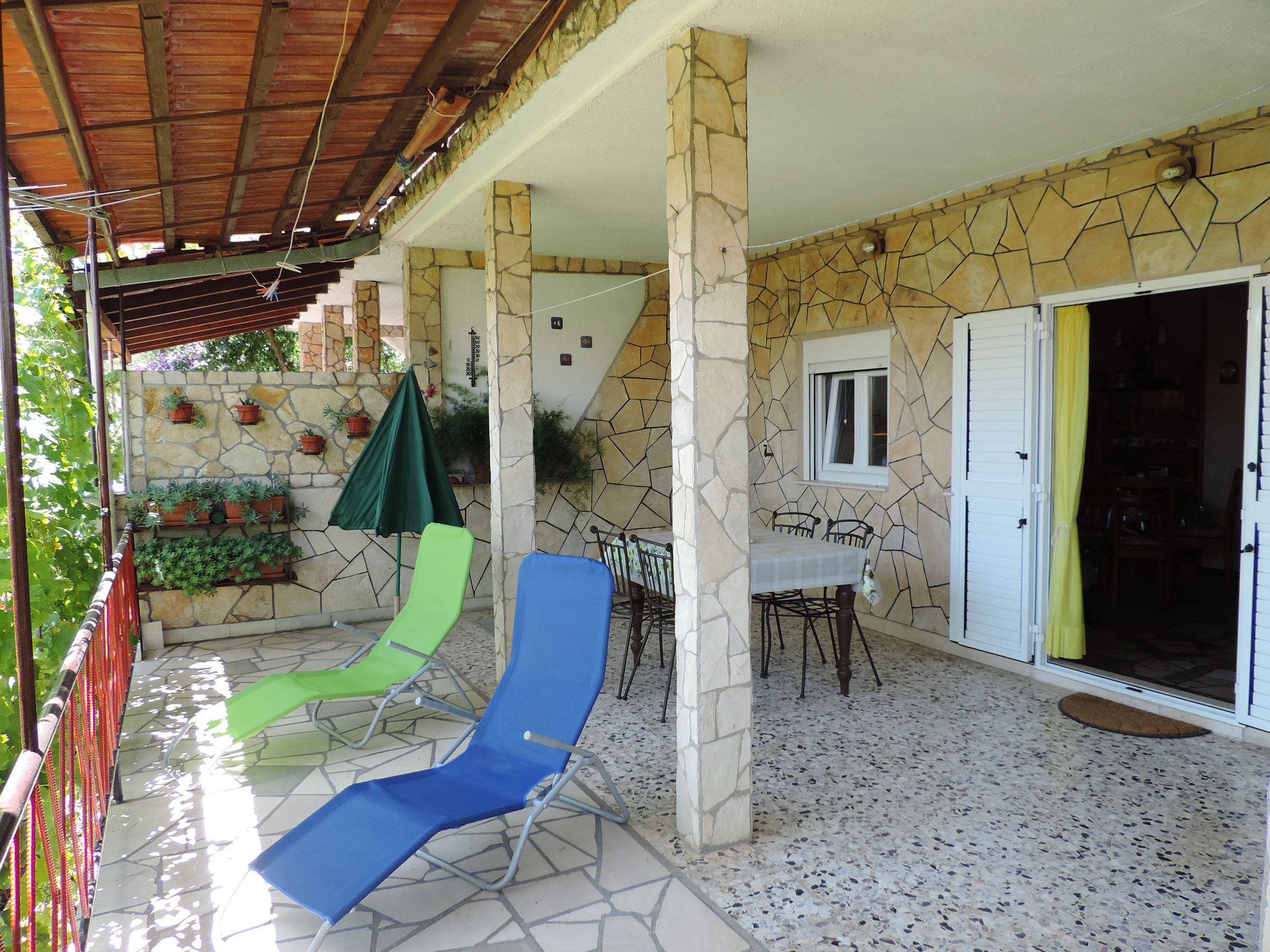 Two bedroom apartment with terrace Seget Vranjica, Trogir  A-b