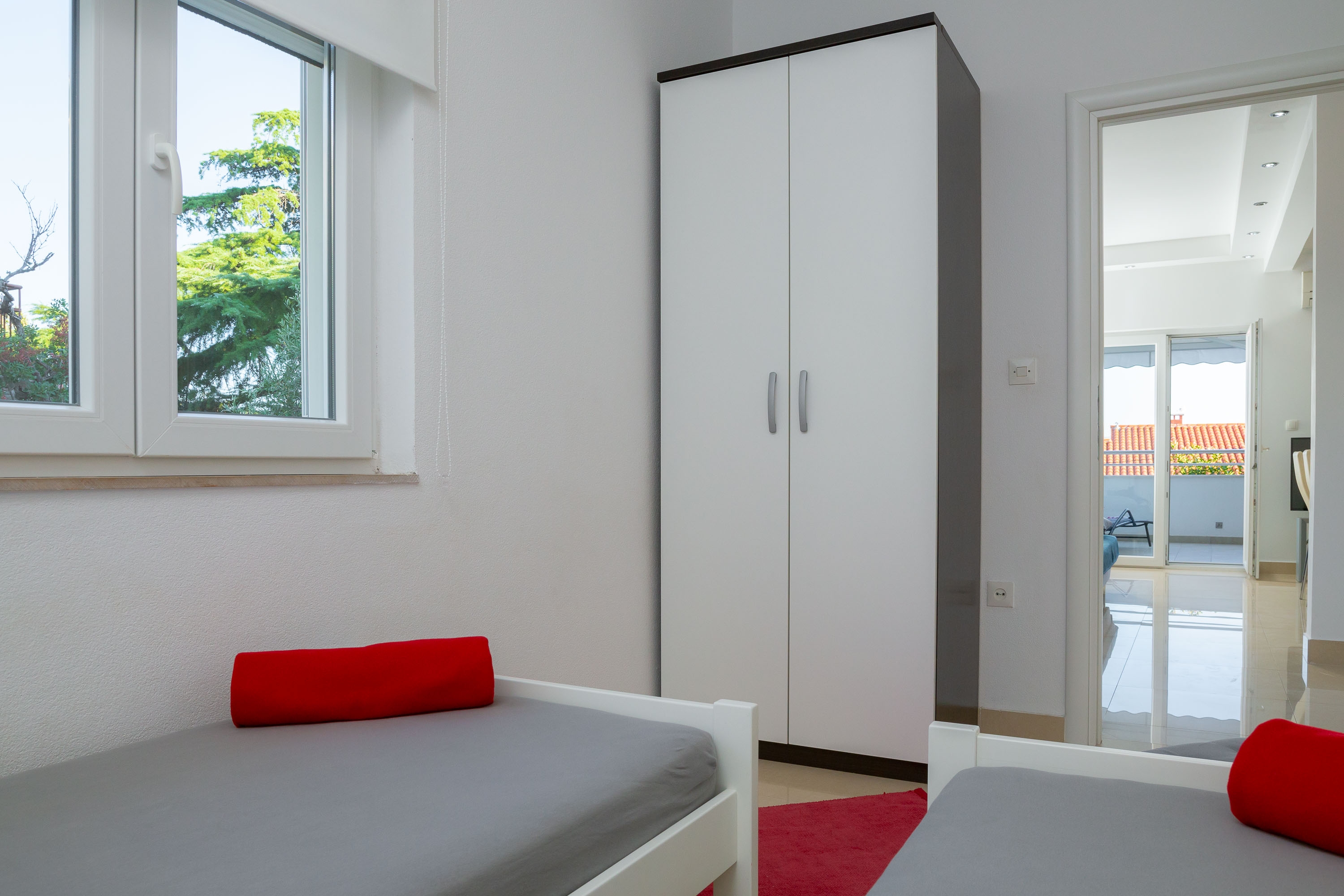 Two bedroom apartment with terrace and sea view Seget Vranjica, Trogir  A-b