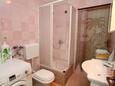Ванная комната Seget Vranjica, Ванная комната в размещении типа apartment, WiFi.